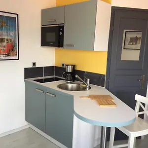 https://charmant-studio-perch-au-cur-de-valence-historique.hotels-rhonealpes.com