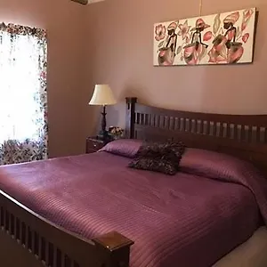 https://kiskeya-guest-house.comcaribbean.com